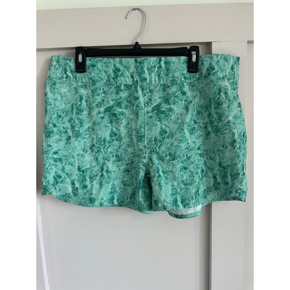World Wide Sportsman Womens XL Green‎ Marble Print Performance Fishing Shorts